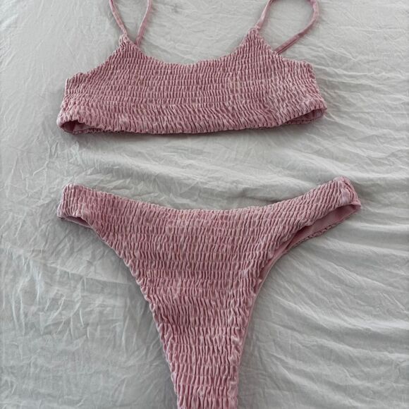 SHEIN Pink Scrunch Matching Bikini 2 Piece Swimwear Bikini Summer Medium Set - Picture 1 of 2